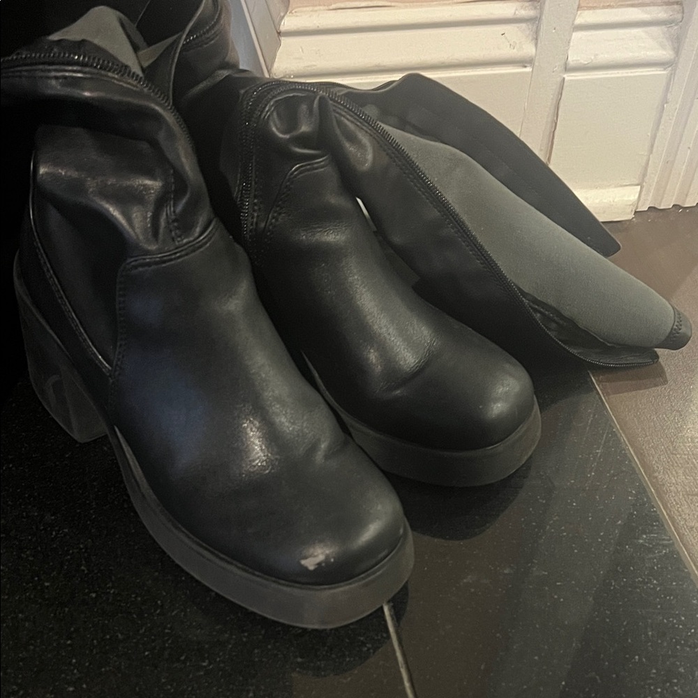 Steve Madden boots